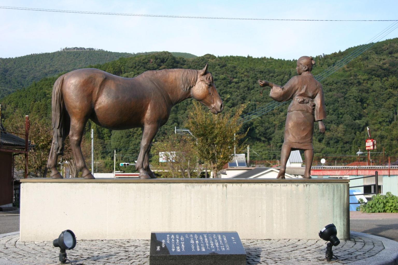 観光地のご案内 津奈木町彫刻めぐり お知らせ イベント 湯の児海と夕やけ公式ホームページ