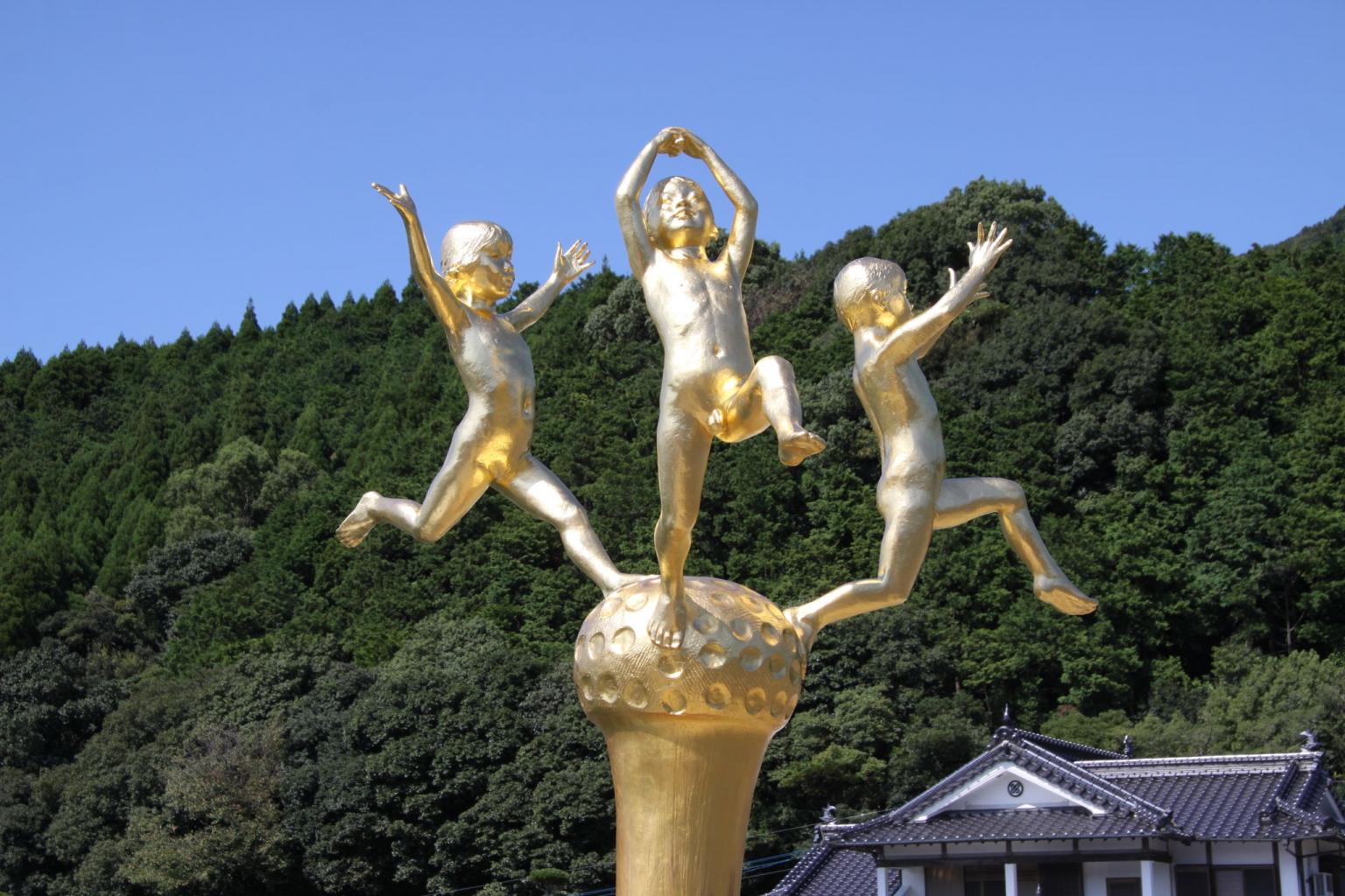 観光地のご案内 津奈木町彫刻めぐり お知らせ イベント 湯の児海と夕やけ公式ホームページ